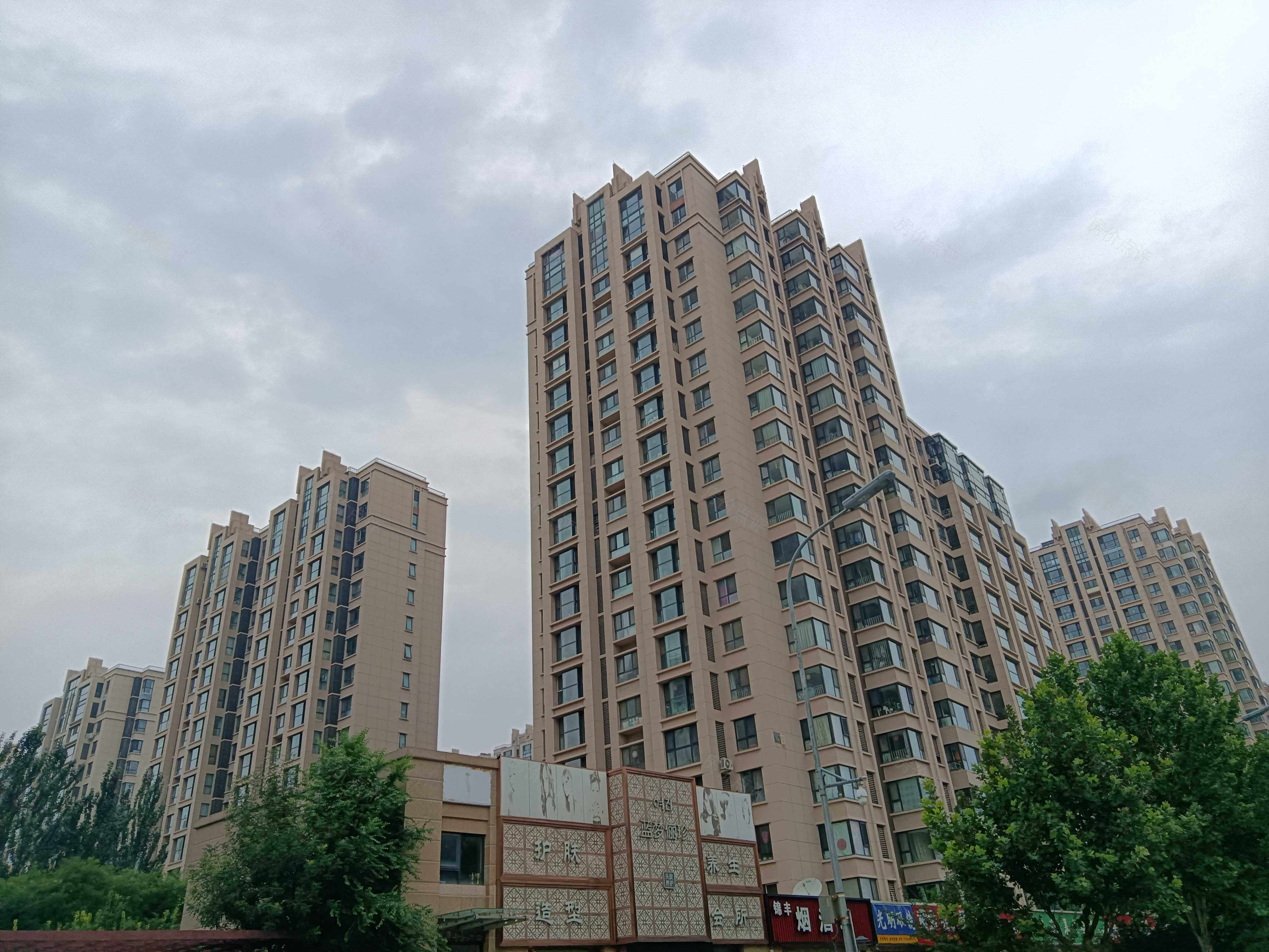 鸿坤理想城礼域府