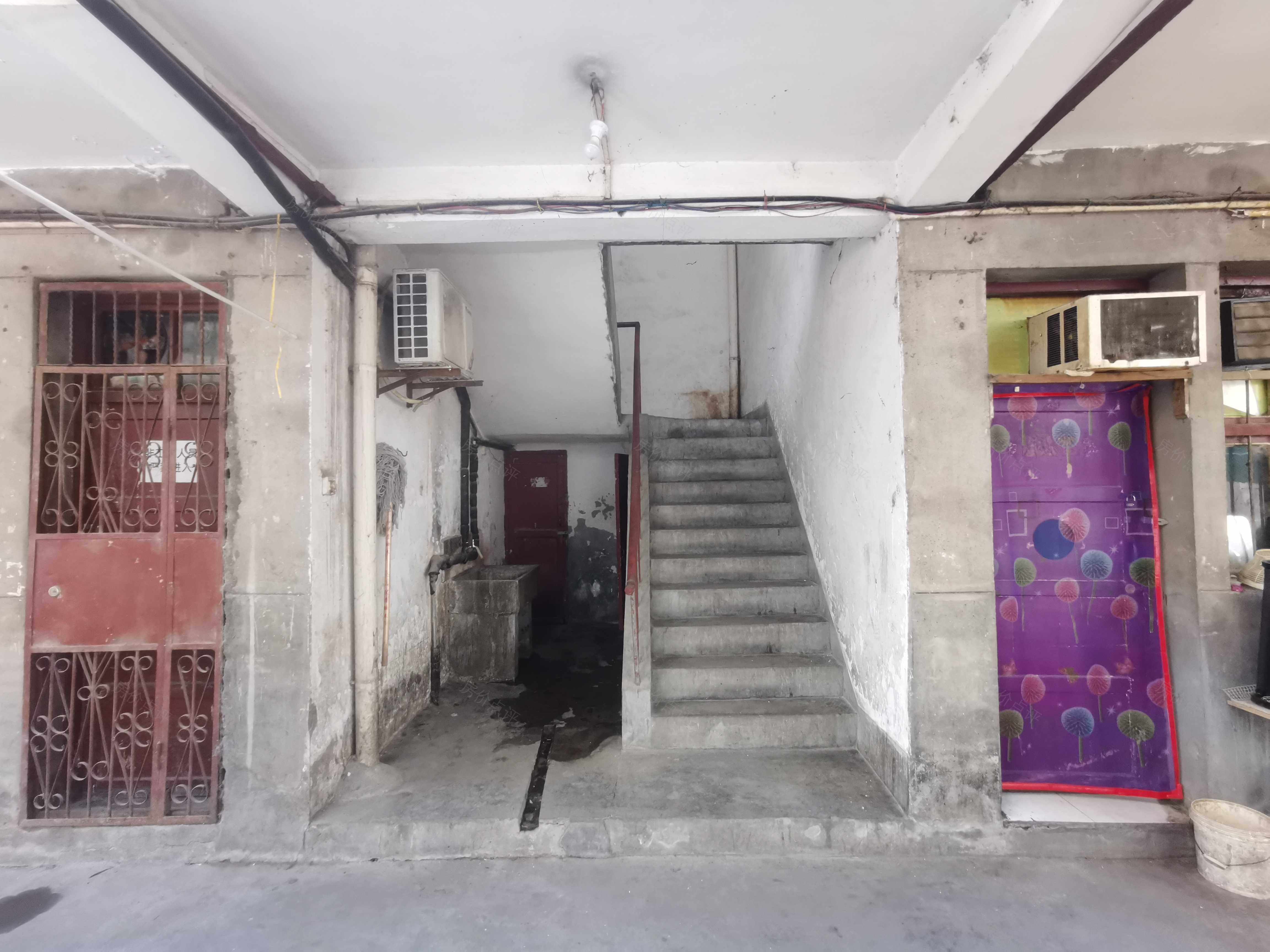 柴家什字农行家属院