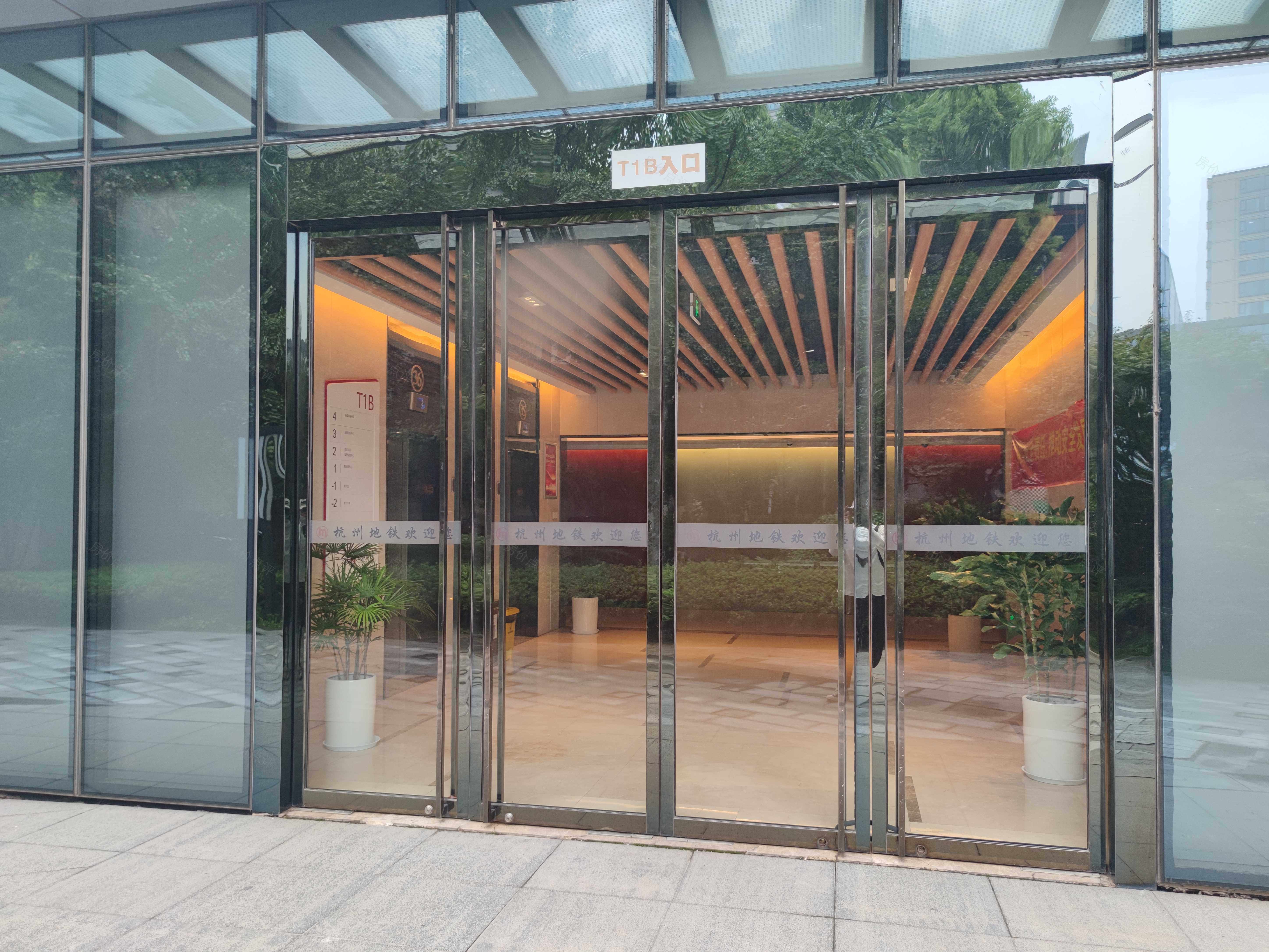 地铁绿城杨柳郡