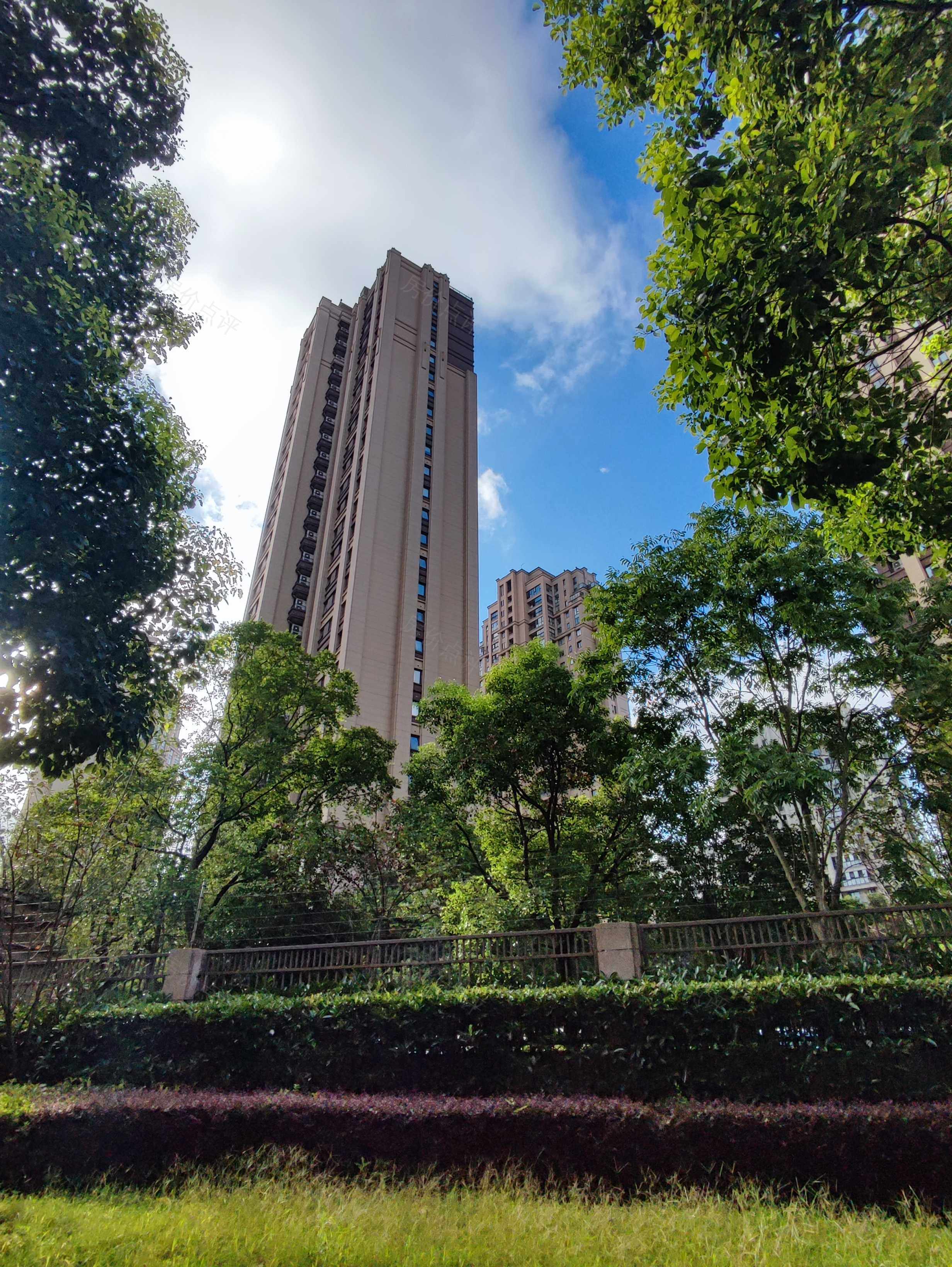 玲珑湾花园七八区